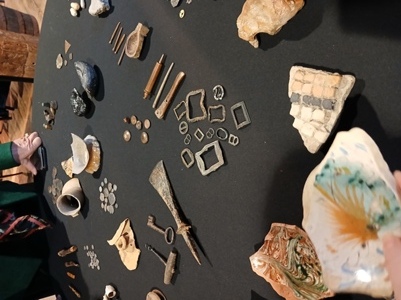 'The Mudlark Experience: Researching finds from the River Thames' November 2025.